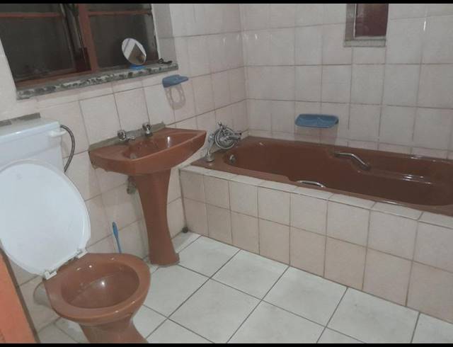 2 BEDROOM HOUSE FOR SALE IN NALEDI